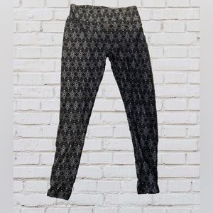 LULAROE leggings.  Tall and curvy